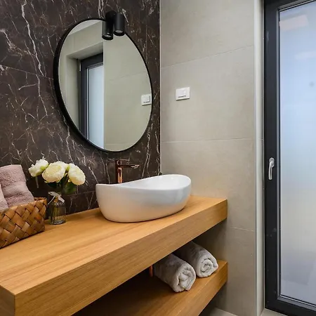De La Vie Tatil Evi