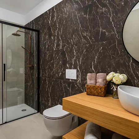 De La Vie 別荘 Raša