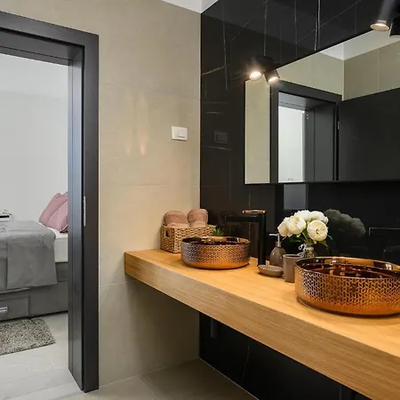 Holiday home De La Vie *